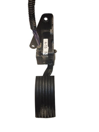K103478 throttle pedal front view