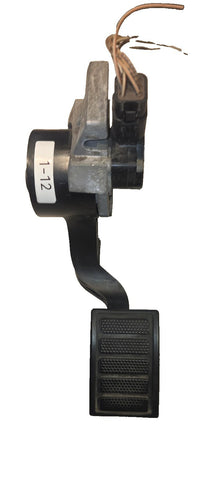 Volvo accelerator pedal Fits 2012 - 2018 Volvo VNL Tractor